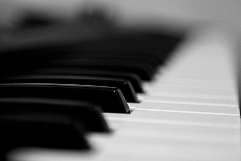 black and white piano keys